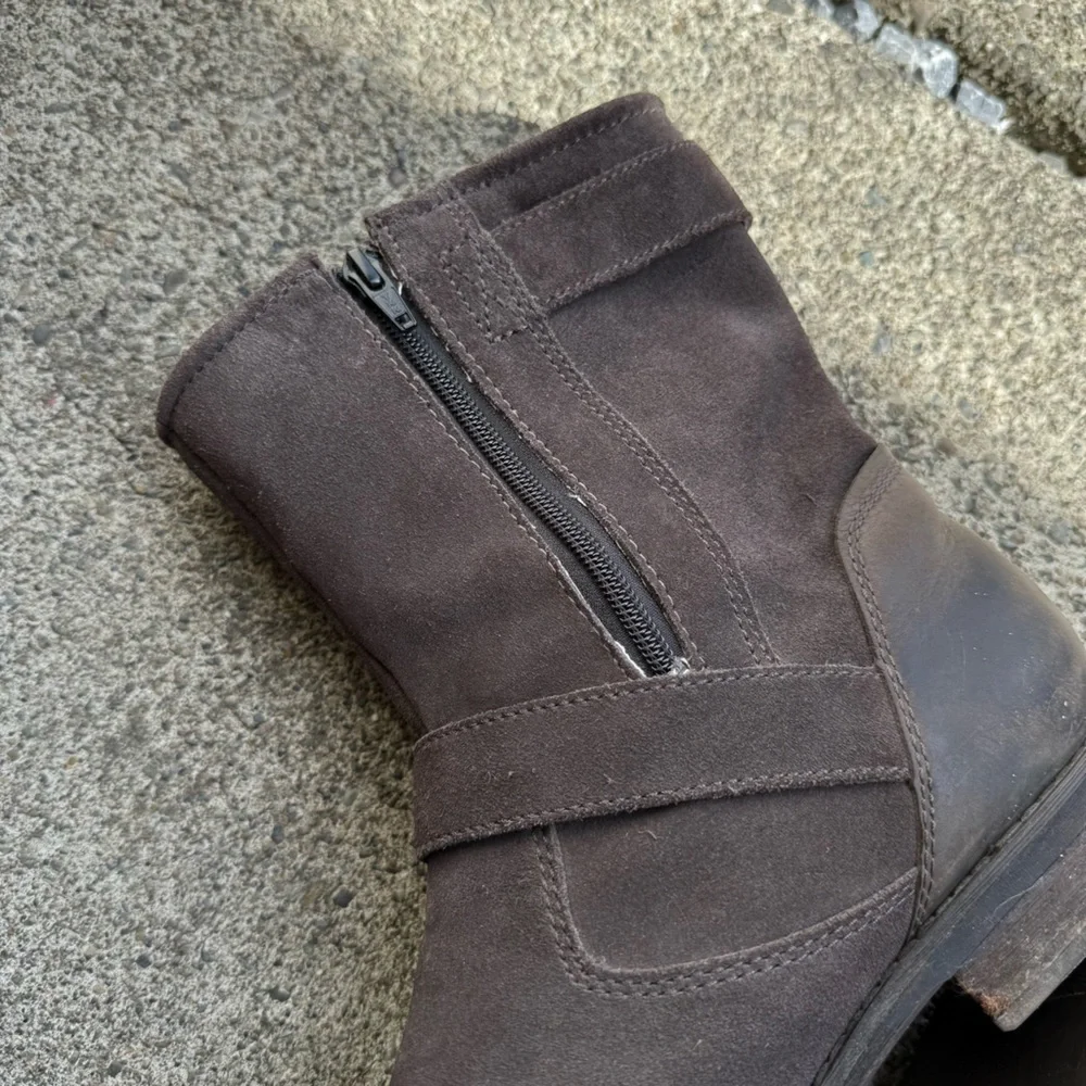 UGG Boots Lancing Dune Brown Leather Cap Toe zippers Ankle 10057614 Mens Sz 11.5